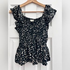 Cute ruffled tank top blouse